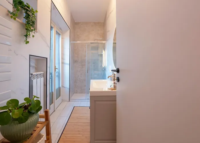 Bright Top-floor With Private Terrace Lejlighed *