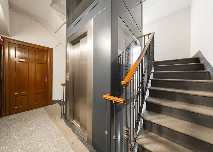 Near Station And Porta Venezia Apartment