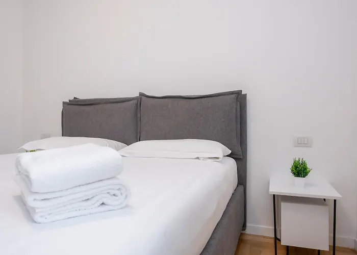 Appartamento I-host - Bright 1br With Balcony In *