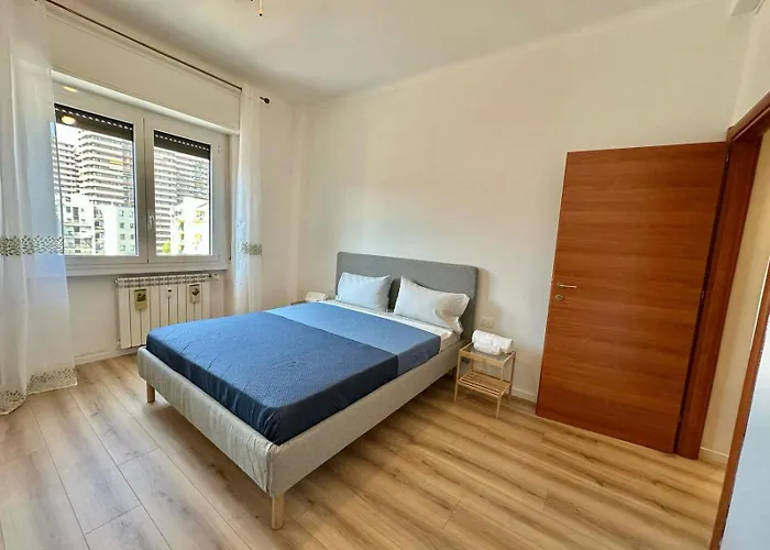 Metro M3 S&m Home, Comoda Soluzione Di Design, Con Collegamento Diretto A Duomo Di Milano, Stazione E Porta Garibaldi Milaan