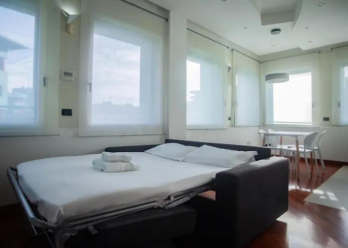 Design And Wellness With Pool And Gym Appartement *