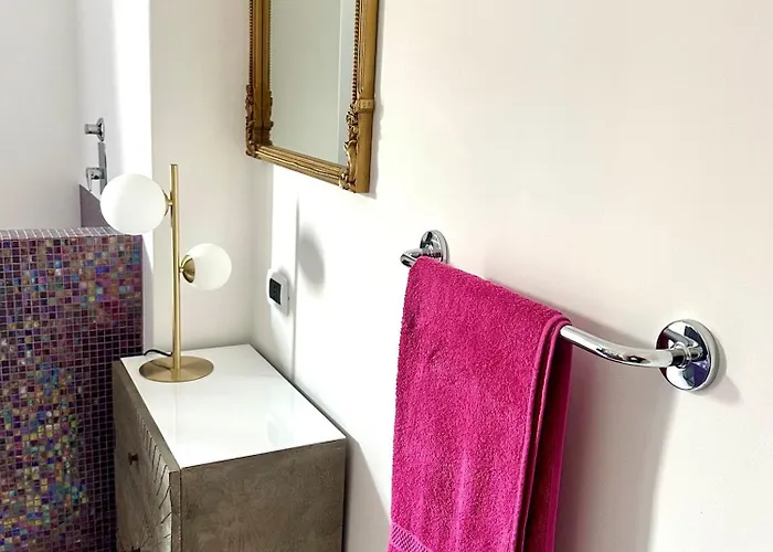 Sandrix - Stylish And Exclusive In Tricolore Apartament *