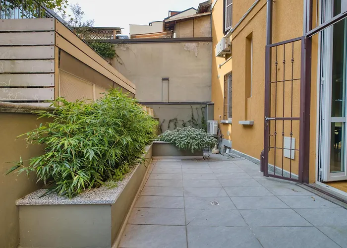 Hostmate - - Solari * Milano