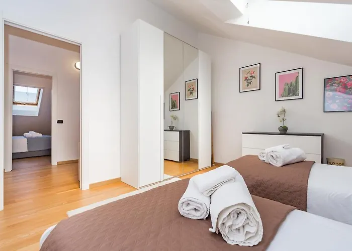 아파트 Romantic Navigli Attic Free Garage 255 X 520 Cm *