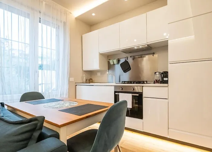 Appartement Ht Maison Angera Milaan