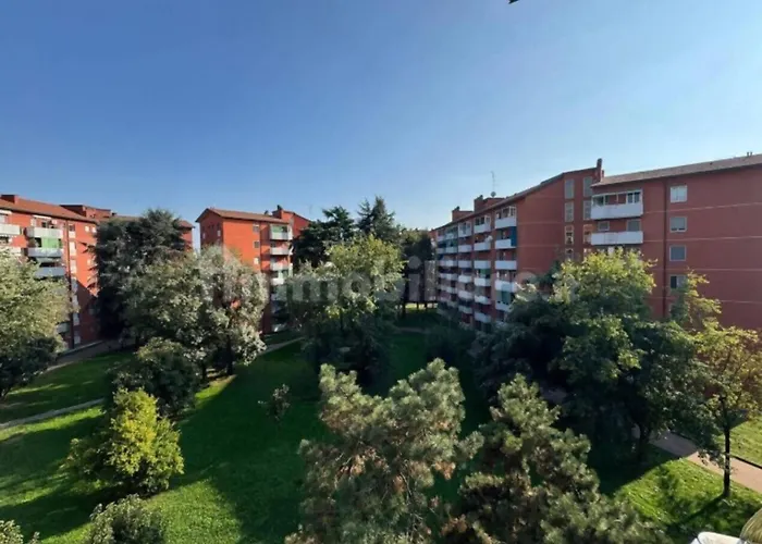 Lägenhet Grazioso Zona Mecenate - S.giulia Milano