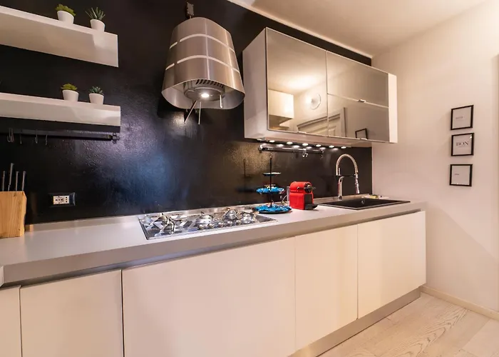Porta Venezia - Confortevole Con Wifi E Ac Lejlighed