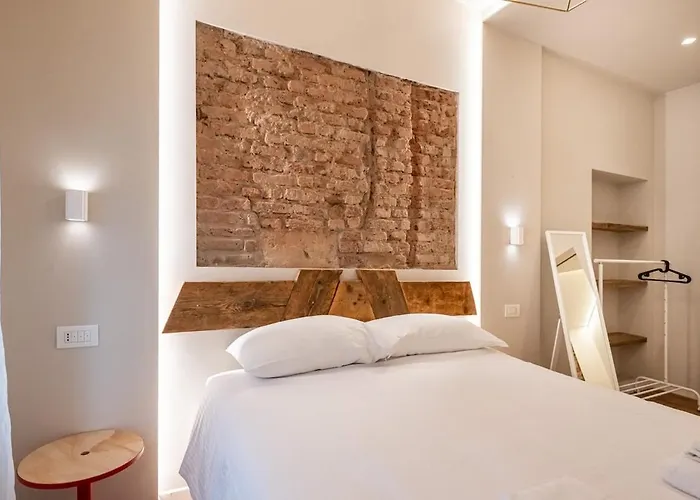 Lejlighed Ht Maison Angera *