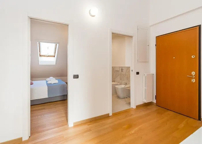 아파트 Romantic Navigli Attic Free Garage 255 X 520 Cm *