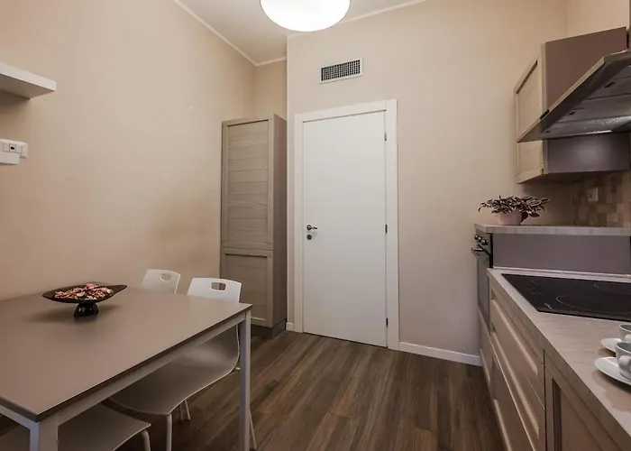 Modern Three Near The Metro Ac - Wifi 米兰