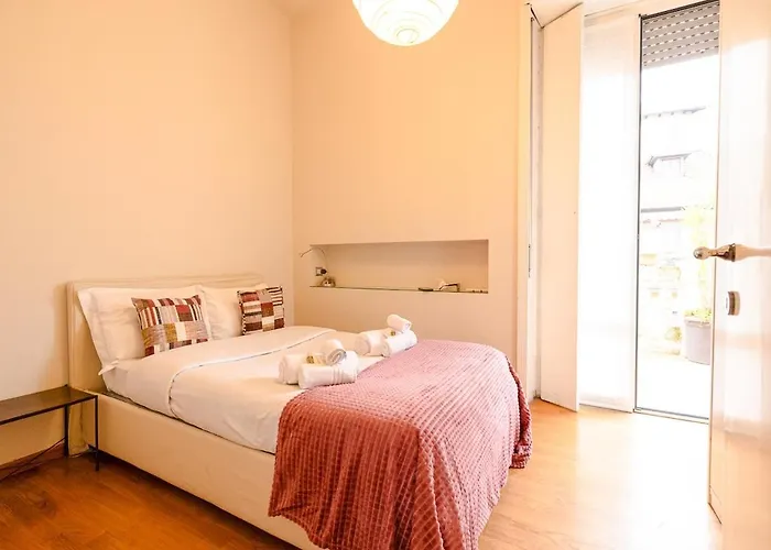 Elegant 3br 15 Min Walk To The Duomo, 2 Min To Sempione * Milan