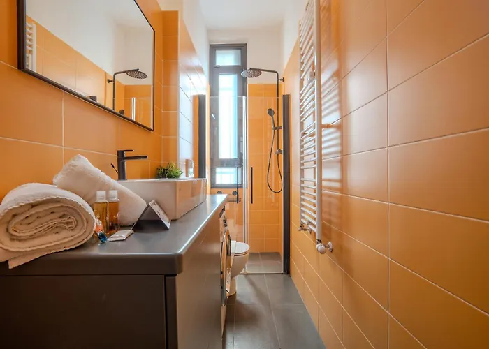 Guesthost - Relaxing Wooden 公寓 米兰