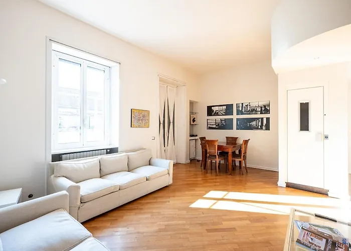 Elegant 3br 15 Min Walk To The Duomo, 2 Min To Sempione Appartement Milan