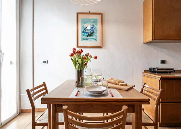 Apartamento Italianway Easy - Strambio 8 *