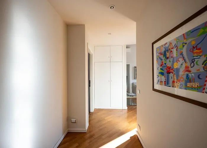 Elegant 3br 15 Min Walk To The Duomo, 2 Min To Sempione Appartement Milan