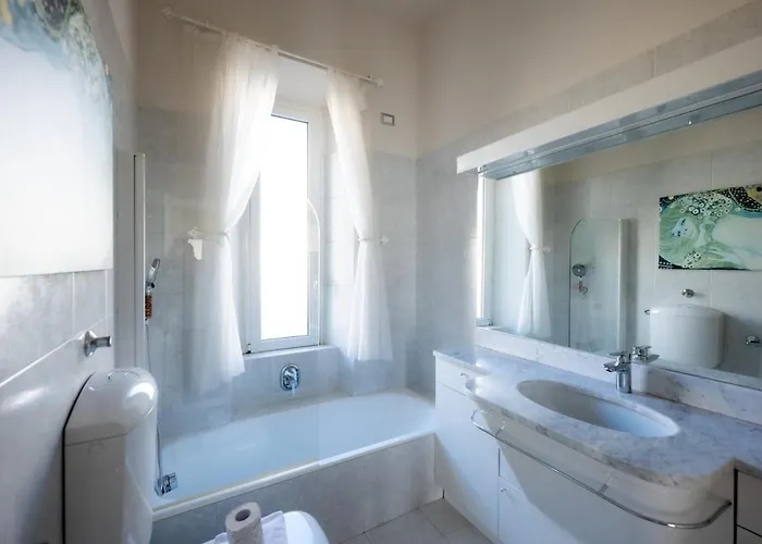 Elegant 3br 15 Min Walk To The Duomo, 2 Min To Sempione