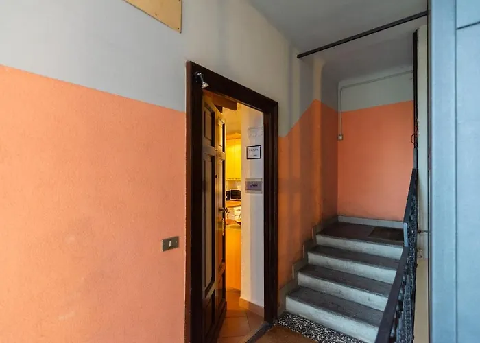 Characteristic 2 Double Bedroom דירה *