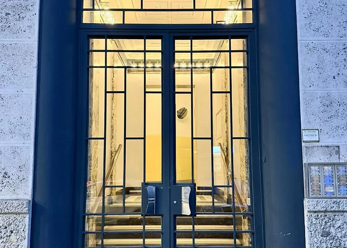 Leone 44 Fd Metro Tolstoi Apartman *