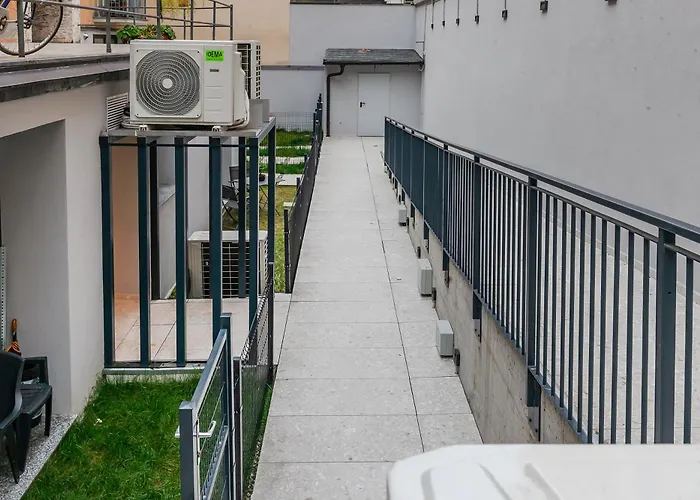 Urban Jungle M3 Duomo 12 Min Apartmán *
