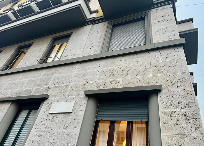 Leone 44 Fd Metro Tolstoi Apartman *