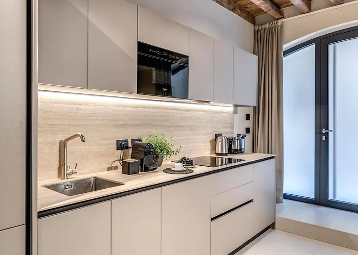 Appartamento Seety Porta Romana Statue Milano