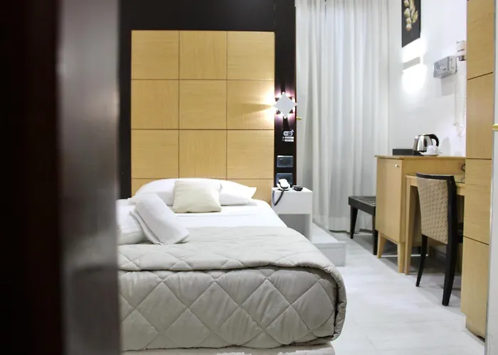 Fiorella Hotel 3*