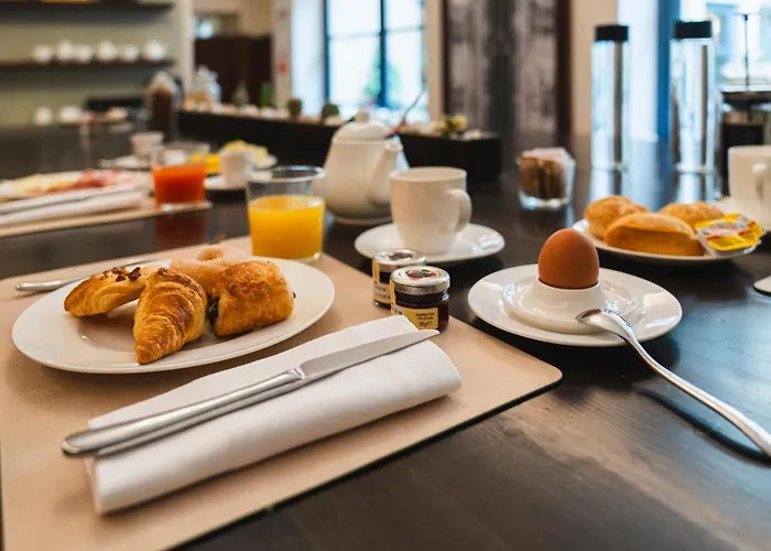 Townhouse 33 Boutique