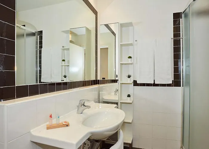 Apartment Pier Capponi Milan