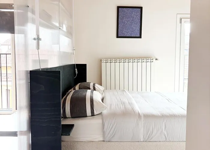 Nolo Urban Loft Milan-metro M1 Pasteur شقة