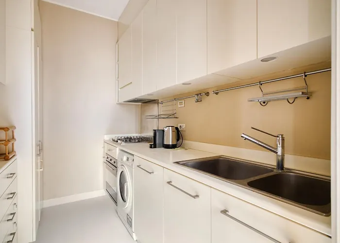 Appartement Stylish In Porta Venezia Milaan