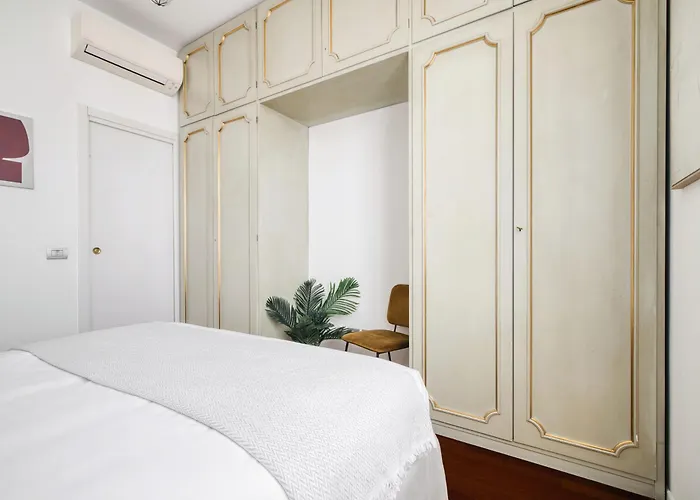 Stylish In Porta Venezia Appartement