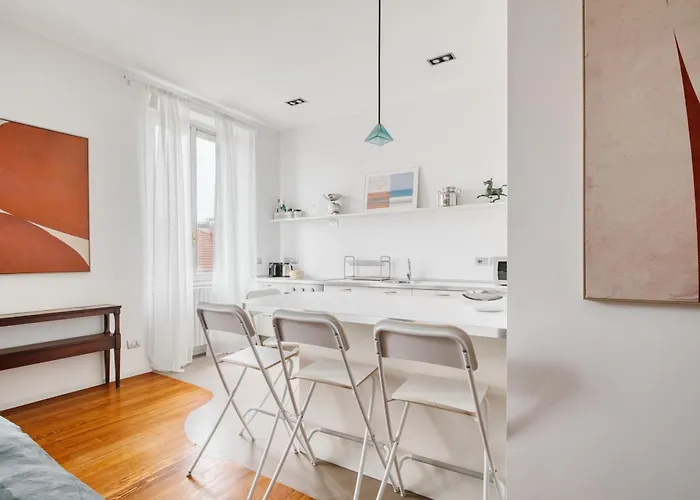 Stylish In Porta Venezia Apartamento Milão