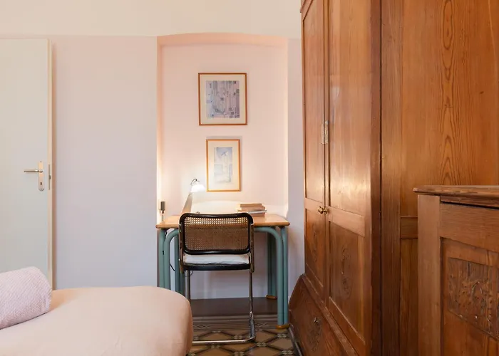 Chic Design 80 Sqm - Sleeps 6 - Metro 2 Min