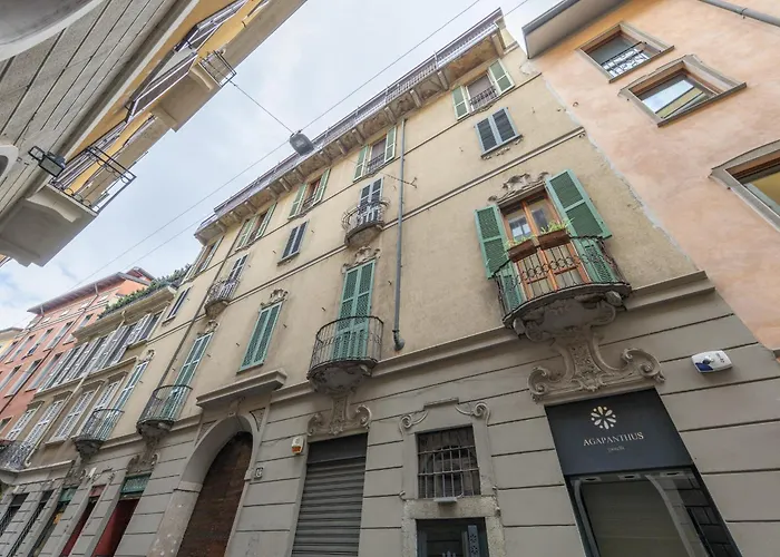 Secret - San Babila Lux Lägenhet
