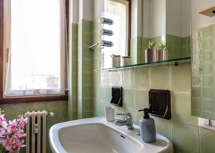 Appartement Dehomes - Ampia Casa In Centro 3 E 2 Bagni Milaan