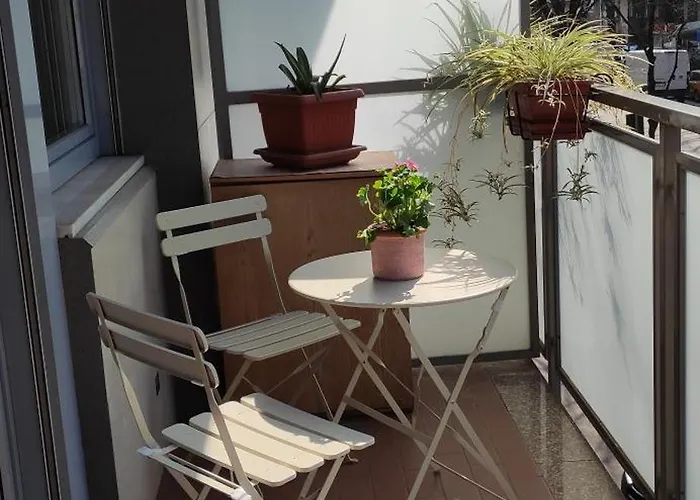 La Casa Di Chira Con Casa Silvestro