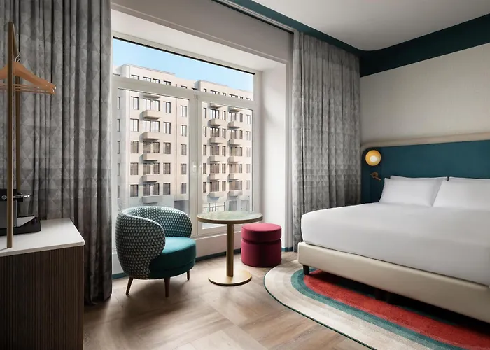 Hotel Puccini Milan, Tapestry Collection By Hilton