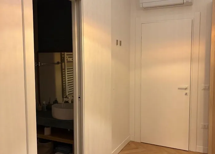 Chiara's Place * מילאנו