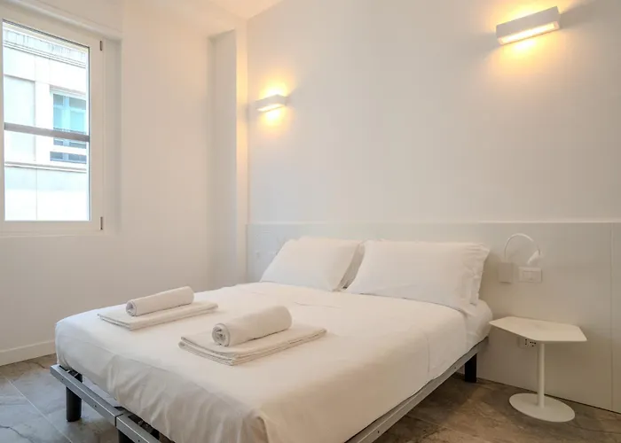 Konukevi Italianflat - Vandom 1 Duomo Foresteria Lombarda 3*