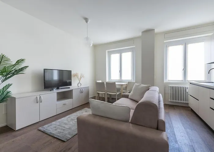 Apartament Stayeasy Santa Sofia 8-c - Duomo 2br Design Flat