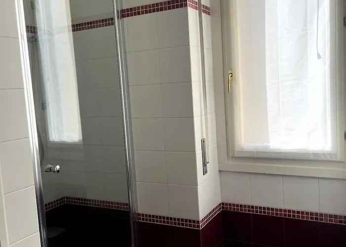 Two-room In Near The Subway