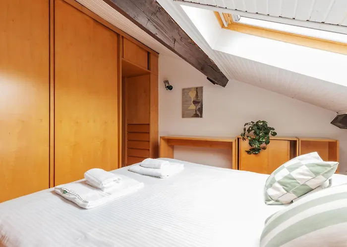アパート Design In Legno & Atmosfera Calda Bilocale 20m Dai Navigli *