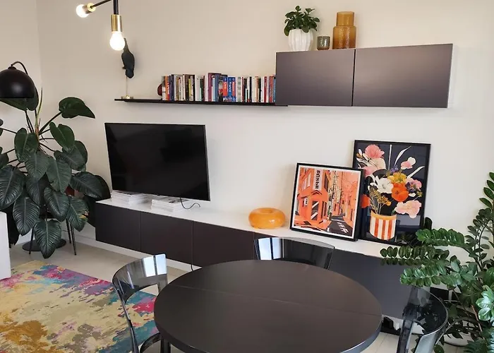 Bilocale Moderno Con Doppia Terrazza A Corvetto M3 米兰