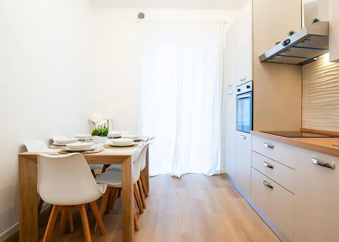 Ramazzini District - Elegant Flat X8 *