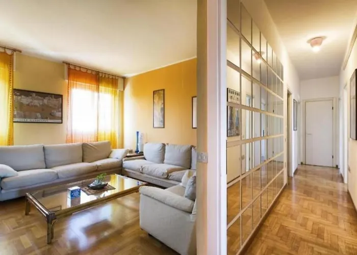 In Cagnino Mit Terrasse By Interhome ミラノ