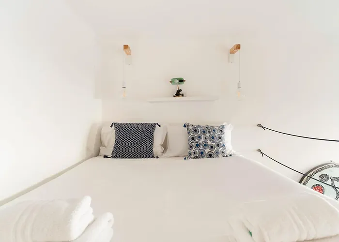 Navigli Bocconi - Moderno E Accogliente Loft Su Due Livelli Apartmán Milán