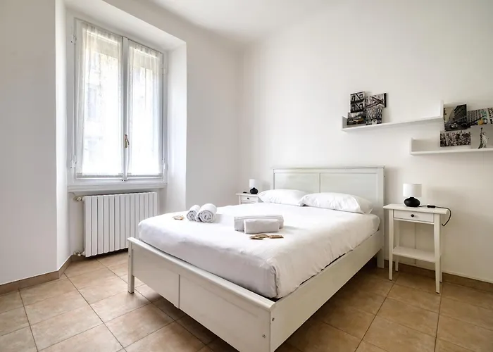 The Lightflat-bonghi Apartment