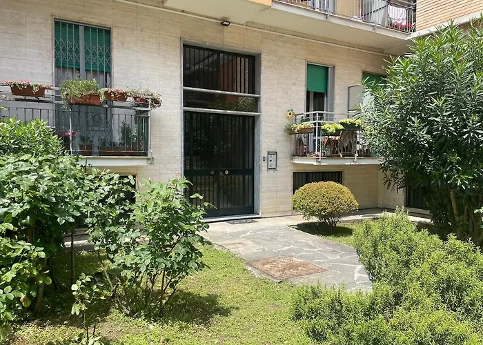 Two-room In Near The Subway 아파트