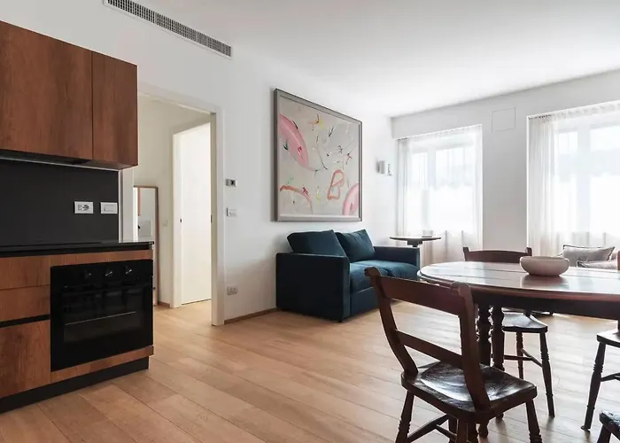 Appartement Da Simonetta Bilocale In Duomo Missori Milan