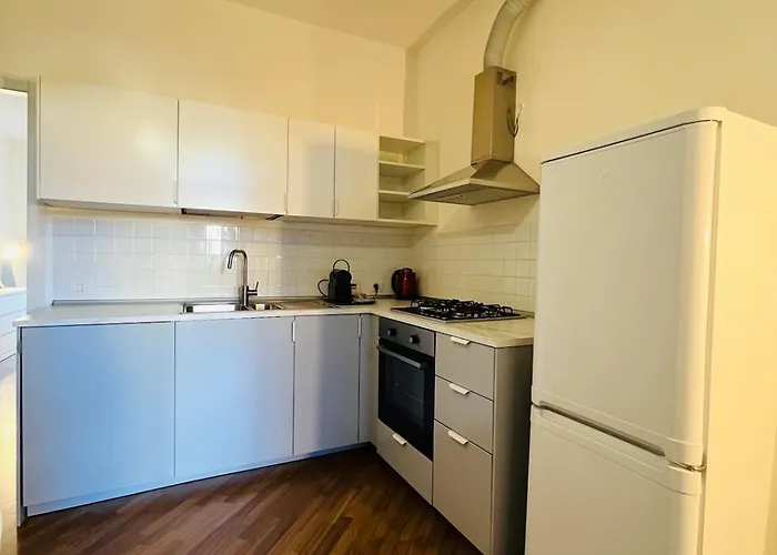 Corso 5 - Velo Milánó